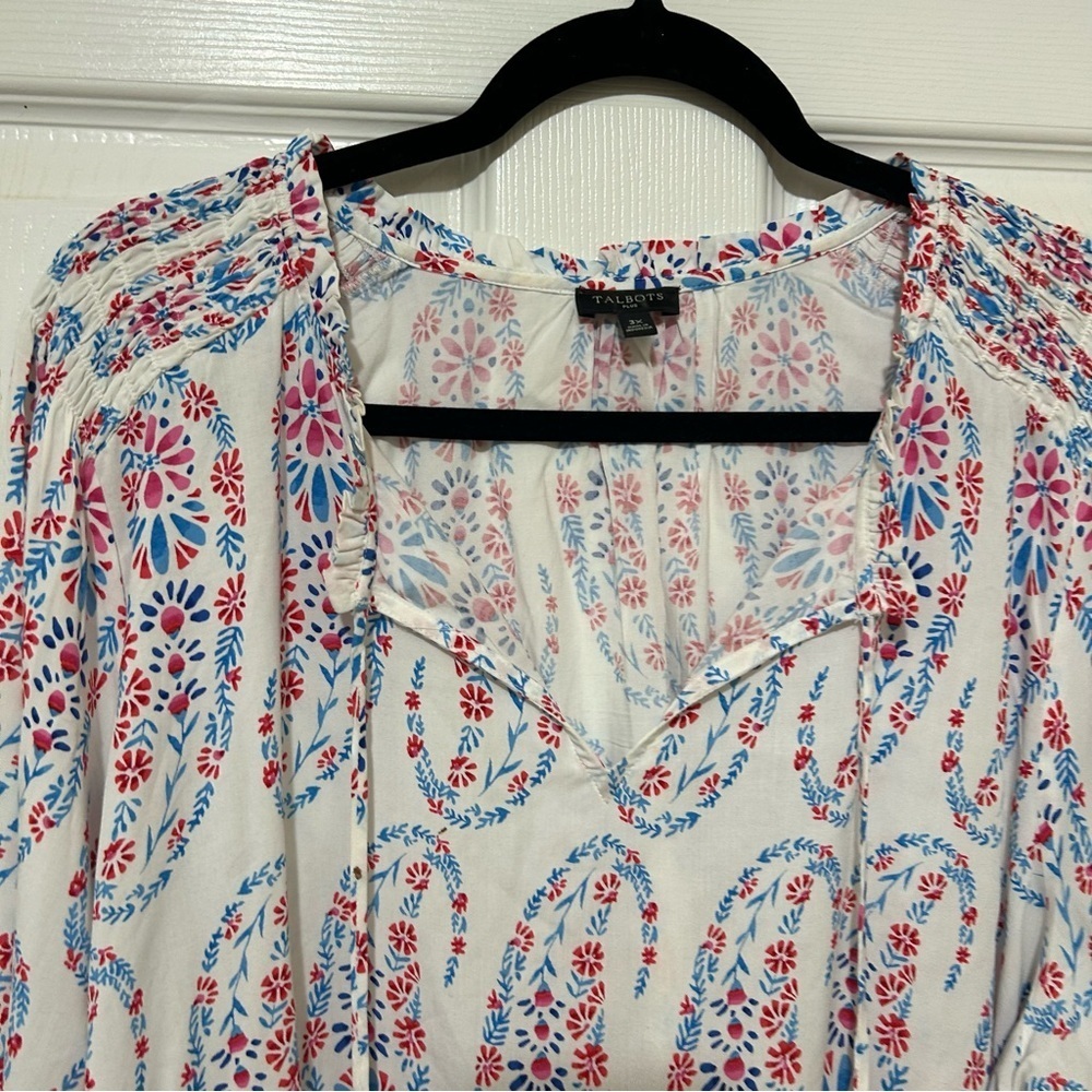 Talbots Blouse Floral Paisley Smocked Resortwear Coastal White Blue Plus Size 3X - Picture 2 of 8